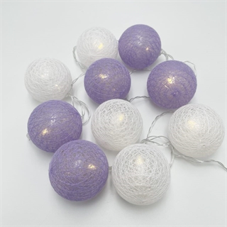 LED lyskæde med lilla og hvide bomuldskugler